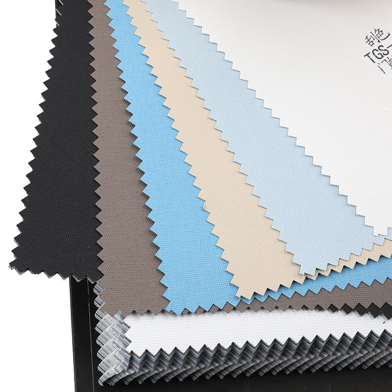 TGS 300cm Dobbeltfarvet Coating Semi-Blackout Rullegardinstof